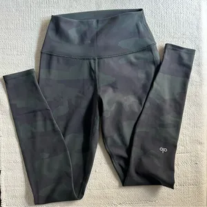 ALO Yoga Black Leggings High Waist Performance thumbnail 6