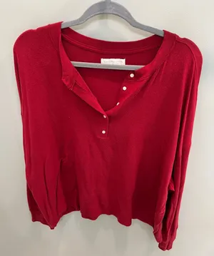 Abercrombie & Fitch Long-Sleeve Henley in Deep Red thumbnail 1