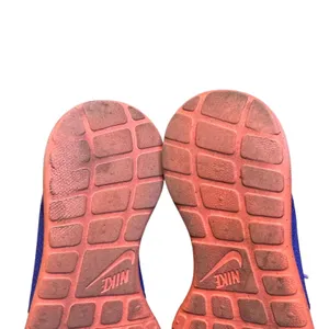 Nike Running Shoes Youth Size 6Y Purple‎ Pink Blue Athletic 807596-501 Sneakers thumbnail 10