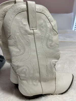 Francesca's White Cowboy Boots thumbnail 3