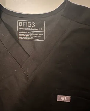 FIGS Scrub Top thumbnail 2