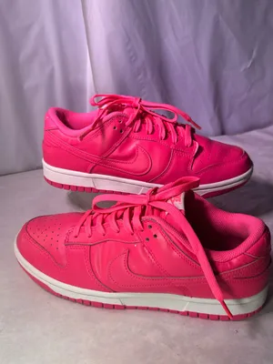 Nike Women's Hot Pink Low-Top Leather Sneaker thumbnail 4