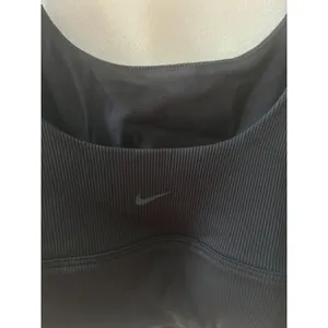 Nike Women’s Small Black Ribbed Longline Sports Bra Crop Top thumbnail 5