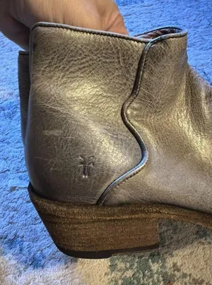 Frye Carson Piping Leather Bootie Size 6.5 Graphite Grey Side Zipper thumbnail 2