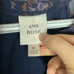 Knox Rose navy floral print sheep boho blouse with lace up detail size M thumbnail 8