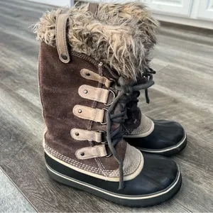 Sorel Joan of Arctic Boots Women's Size 6 Winter Snow Insulated Waterproof Fur thumbnail 2