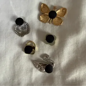 Lot Of 5 Shoe charms for Crocs Teacher Charm Classic Butterfly Swan thumbnail 2
