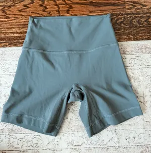 Lululemon No Line Align Shorts thumbnail 1