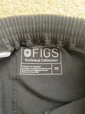 FIGS Scrub Pants thumbnail 2