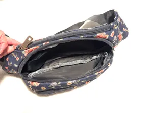 Fannipac with floral design thumbnail 3