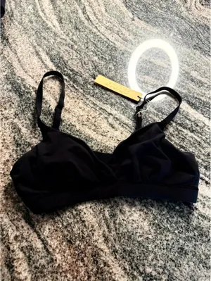 SKIMS Triangle Crossover Bra Onyx XS NWT thumbnail 4