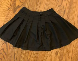 Forever 21 Pleated Skirt thumbnail 1