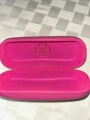 Candie's Fuchsia Eyeglass Case with Gold Script Logo thumbnail 4