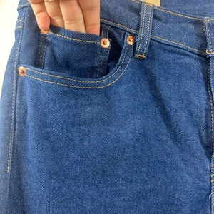 NW5 Levi's Women's Boyfriend Jeans in Deep Blue 29x30 thumbnail 4