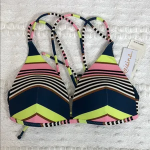 PacSun NWT Raisins Agua Bra Triangle Push-up Bikini Top Size Med‎ thumbnail 1