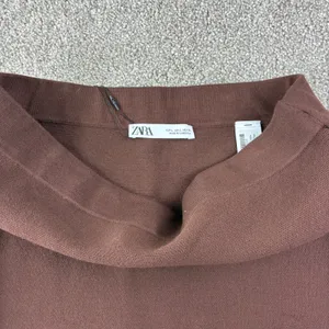 Zara Brown Pleated Knit Mini Skirt Womens‎ L New Dark Academia Preppy Knitwear thumbnail 2