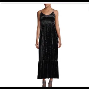 NWT Romeo + Juliet couture Velvet Maxi‎ Dress in Black Size Medium thumbnail 2