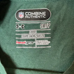Green Bay Packers Shirt Womens‎ S Green Under Armour Combine Short Sleeve NFL thumbnail 3