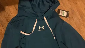 Under Armour Sweater thumbnail 2