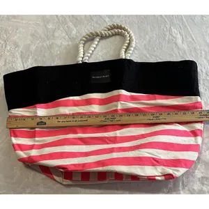 Victoria's Secret Tote‎ Bag Weekender thumbnail 4
