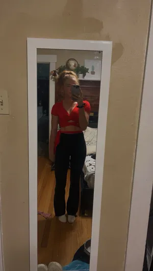 Cute SHEIN Stretchy Crop Top thumbnail 5
