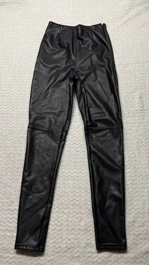 Abercrombie & Fitch Womens Black Vegan Leather High Rise Side Zip Leggings XS thumbnail 1