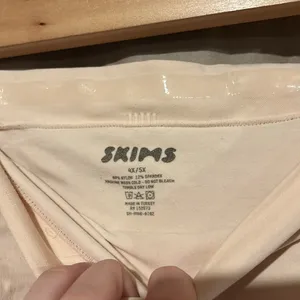 Skims underpants thumbnail 2