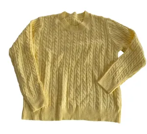 Women's Yellow Cable Knit Scoop Neck Long Sleeve Sweater Size Medium #260485 thumbnail 1