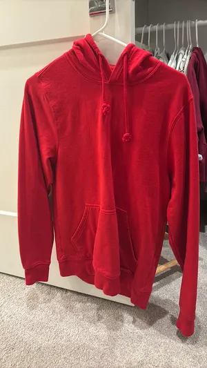 Red Hoodie thumbnail 1
