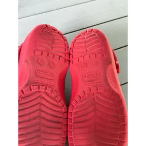 Crocs Classic Clogs Red Slip On Shoes Men 9 Women 11 Unisex Lightweight Comfort thumbnail 11
