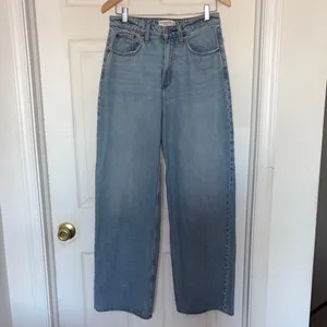 Abercrombie & Fitch The Wide Leg Mid Rise Jeans Blue Size 25 thumbnail 2