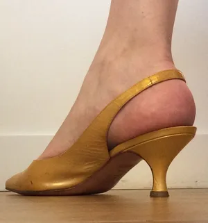 kitten heel slight sheer Lerre Made in Italy slingback size 39 Euro thumbnail 1
