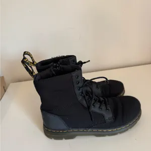 Dr. Martens Combs Lug Sole Combat Boot size Men 4 Women 5 thumbnail 5