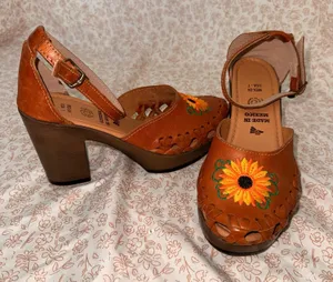 Mexican Heels Brown Size 7 thumbnail 1
