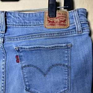Levis 711 Skinny Embellished‎ Jeans Vintage Soft Blue Wash Star Eyes Zip Fly 31 thumbnail 10