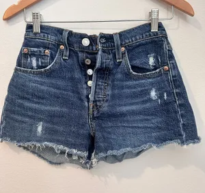 Levi’s 501 Shorts Button Fly thumbnail 1