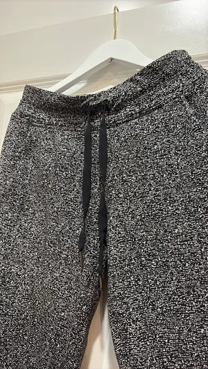 Lululemon Joggers thumbnail 4
