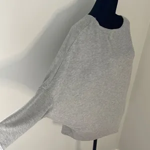 ALYA  Women’s Sweater. Size Medium. Gray‎ thumbnail 2