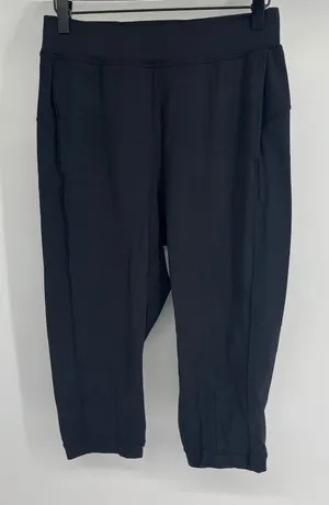 Lululemon Black High Rise Crop Pants Size‎ 6 Athleisure Activewear Nulu thumbnail 1