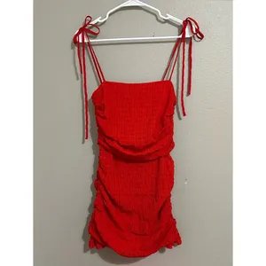 Lovers + Friends Amy Cherry Red Textured Ruched Mini Dress Women’s Size XS thumbnail 4