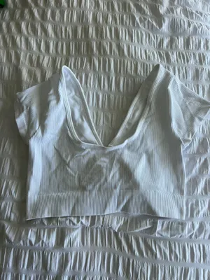White Size L thumbnail 2