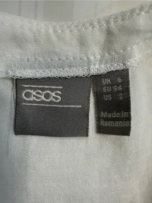 ASOS white solid v neck ballon sleeve blouse. Elastic waist. Size 6 thumbnail 4
