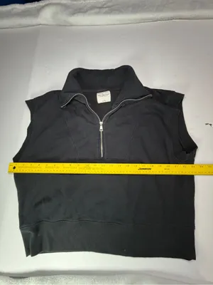 Abercrombie & Fitch Black Sleeveless Quarter-Zip Pullover thumbnail 3