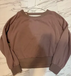 H&M open back crewneck thumbnail 1