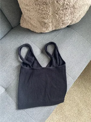 Black ribbed crop tank thumbnail 2