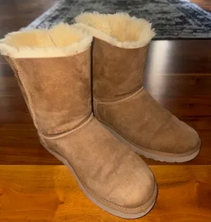 UGG Women’s Boots Tan Bailey Bow thumbnail 4