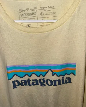 T-Shirt thumbnail 2
