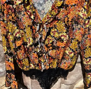 Free People Heatwave Floral Bodysuit Size Medium Boho Ruffle Bell Sleeve NWT thumbnail 4