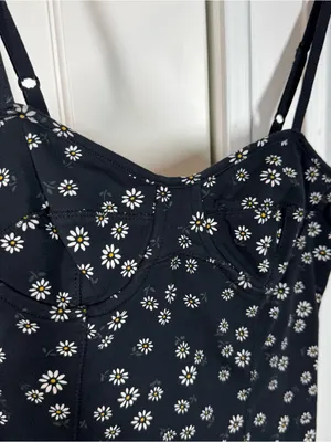 Talula Black camisole‎ Tank Top with Daisy Trim size xs Romantic feminine girly thumbnail 2