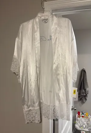 In Bloom Bride robe thumbnail 1
